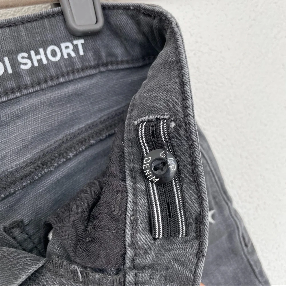 GAP star embroidered